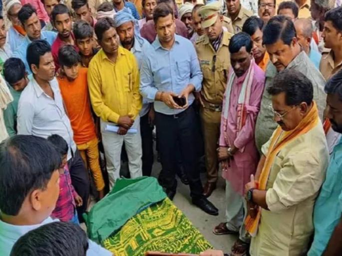 Muslim youth killed for chanting Jai Shri Ram celebrating BJP’s victory in Uttar Pradesh | 'जय श्रीराम' म्हणत भाजपाच्या विजयाचा जल्लोष करणाऱ्या तरुणाची हत्या Muslim youth killed for chanting Jai Shri Ram celebrating BJP’s victory in Uttar Pradesh | 'जय श्रीराम' म्हणत भाजपाच्या विजयाचा जल्लोष करणाऱ्या तरुणाची हत्या