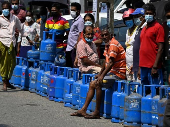 Many States Can Go Bust Like Sri Lanka Freebies Unsustainable Say Secretaries At Meet With Pm | श्रीलंकेप्रमाणेच भारतातील अनेक राज्यं दिवाळखोरीच्या उंबरठ्यावर; पाहा संपूर्ण यादी