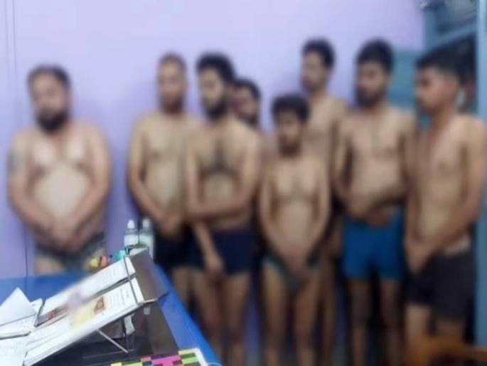 madhya pradesh sidhi police forced journalists to take off their clothes as they wrote news against bjp mla | भाजप आमदाराविरोधात बातमी दिल्यानं पोलिसांनी पत्रकारांचे कपडे उतरवले; नेमकं काय घडले? 