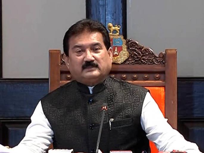 Shiv Sena leader Yashwant Jadhavs 41 properties confiscated | शिवसेना नेते यशवंत जाधव यांच्या तब्बल ४१ मालमत्ता जप्त Shiv Sena leader Yashwant Jadhavs 41 properties confiscated | शिवसेना नेते यशवंत जाधव यांच्या तब्बल ४१ मालमत्ता जप्त