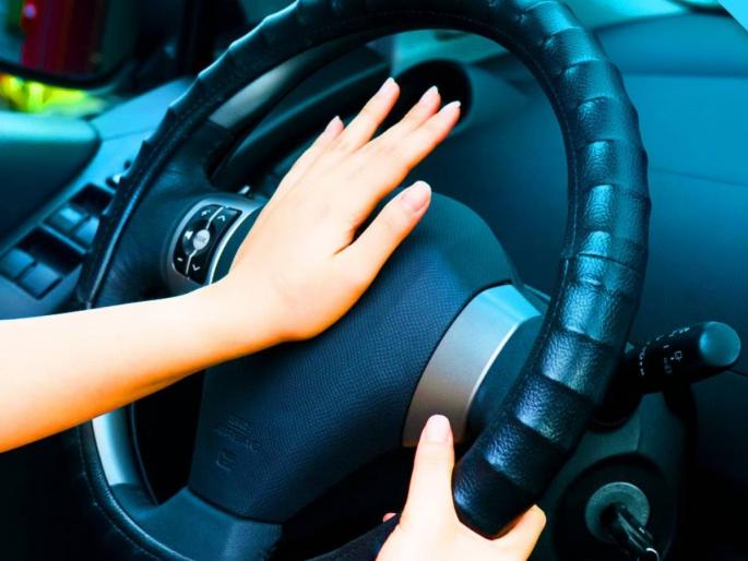 If the horn is blown the police will take the exam the new idea of the commissioner Penalties will also be imposed | हॉर्न वाजवला तर पोलीस घेणार परीक्षा, आयुक्तांची नवी शक्कल; दंडही ठोठावणार If the horn is blown the police will take the exam the new idea of the commissioner Penalties will also be imposed | हॉर्न वाजवला तर पोलीस घेणार परीक्षा, आयुक्तांची नवी शक्कल; दंडही ठोठावणार