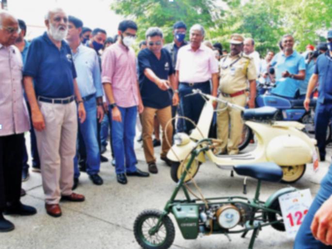 Aditya Thackeray announces museum of vintage cars to be held in Mumbai; The rally evoked a history of memories | मुंबईत होणार विन्टेज गाड्यांचे संग्रहालय, आदित्य ठाकरे यांची घोषणा; रॅलीने जागविला आठवणींचा इतिहास Aditya Thackeray announces museum of vintage cars to be held in Mumbai; The rally evoked a history of memories | मुंबईत होणार विन्टेज गाड्यांचे संग्रहालय, आदित्य ठाकरे यांची घोषणा; रॅलीने जागविला आठवणींचा इतिहास