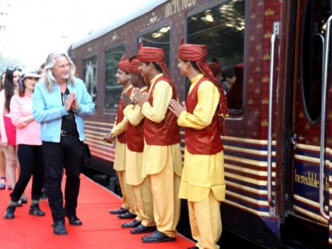 Luxury train to get back on track after Corona Planning is done from September 30 35 number travel easily possible | कोरोनानंतर लक्झरी रेल्वे पुन्हा येणार रुळावर; सप्टेंबरपासून होतेय नियोजन, ३०-३५ संख्येत प्रवास सहज शक्य Luxury train to get back on track after Corona Planning is done from September 30 35 number travel easily possible | कोरोनानंतर लक्झरी रेल्वे पुन्हा येणार रुळावर; सप्टेंबरपासून होतेय नियोजन, ३०-३५ संख्येत प्रवास सहज शक्य