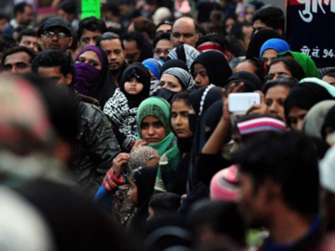 Sharpest Decline Among Muslim Fertility Total Rate Down Across All Communities | मुस्लिमांच्या प्रजनन दरात वेगानं घट; कोणत्या धर्माचा जन्मदर सर्वाधिक? जाणून घ्या Sharpest Decline Among Muslim Fertility Total Rate Down Across All Communities | मुस्लिमांच्या प्रजनन दरात वेगानं घट; कोणत्या धर्माचा जन्मदर सर्वाधिक? जाणून घ्या