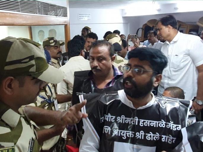 BJP Congress clashed in Meera Bhayander Municipal Corporation General Assembly | मीरा भाईंदर महापालिकेच्या महासभेत भाजपा-काँग्रेसमध्ये जुंपली