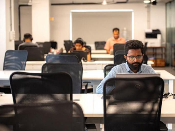 Inflation now hits on jobs many lost the jobs Employee reduction from companies | महागाई आता नोकऱ्यांवर उठली, अनेकांना मिळाला 'नारळ'; कंपन्यांकडून कर्मचारी कपात! Inflation now hits on jobs many lost the jobs Employee reduction from companies | महागाई आता नोकऱ्यांवर उठली, अनेकांना मिळाला 'नारळ'; कंपन्यांकडून कर्मचारी कपात!
