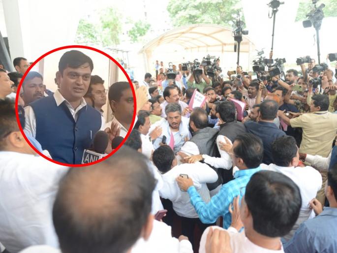 Look at the money that went to Baramati then shout MLA mahesh shinde told amol mitkari | बारामतीला गेलेला पैसा पाहा, मग खोके खोके ओरडा; आमदार शिंदेंनी मिटकरींना सुनावलं!