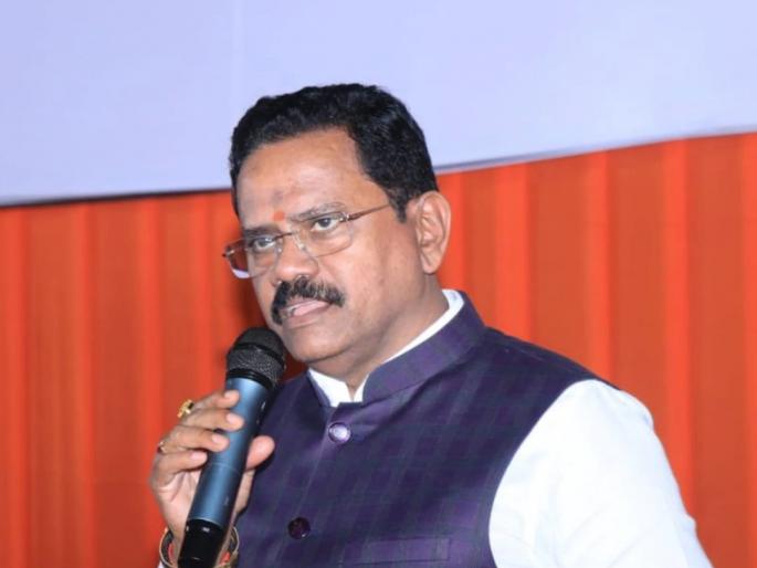 The people will decide who will carry anand dighe legacy forward says rajan vichare | दिघे यांचा वारसा कोण पुढे नेणार, ते जनताच ठरवेल; राजन विचारे यांचं सूचक विधान The people will decide who will carry anand dighe legacy forward says rajan vichare | दिघे यांचा वारसा कोण पुढे नेणार, ते जनताच ठरवेल; राजन विचारे यांचं सूचक विधान