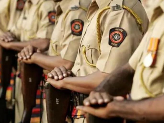 A troop of 8000 policemen has been deployed in Nashik to ensure Ganeshotsav | गणेशोत्सव निर्विघ्नपणे पार पाडण्यासाठी नाशिकमध्ये आठ हजार पोलिसांचा फौजफाटा तैनात A troop of 8000 policemen has been deployed in Nashik to ensure Ganeshotsav | गणेशोत्सव निर्विघ्नपणे पार पाडण्यासाठी नाशिकमध्ये आठ हजार पोलिसांचा फौजफाटा तैनात