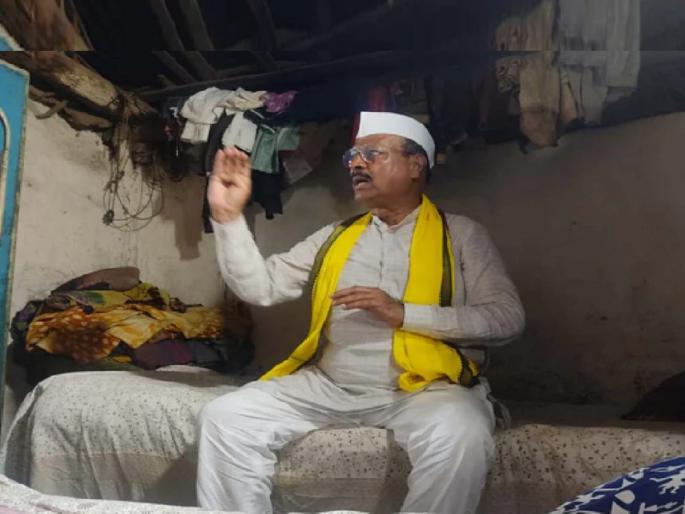 Abdul Sattar won hearts of farmers stayes at farmer home and next day announce to give 2 houses and Bhumi Pujan also | अब्दुल सत्तारांनी मन जिंकलं...मेळघाटात ज्या घरात थांबले तिथं छप्पर गळती, २ घरं देण्याची घोषणा अन् आजच भूमीपूजन Abdul Sattar won hearts of farmers stayes at farmer home and next day announce to give 2 houses and Bhumi Pujan also | अब्दुल सत्तारांनी मन जिंकलं...मेळघाटात ज्या घरात थांबले तिथं छप्पर गळती, २ घरं देण्याची घोषणा अन् आजच भूमीपूजन