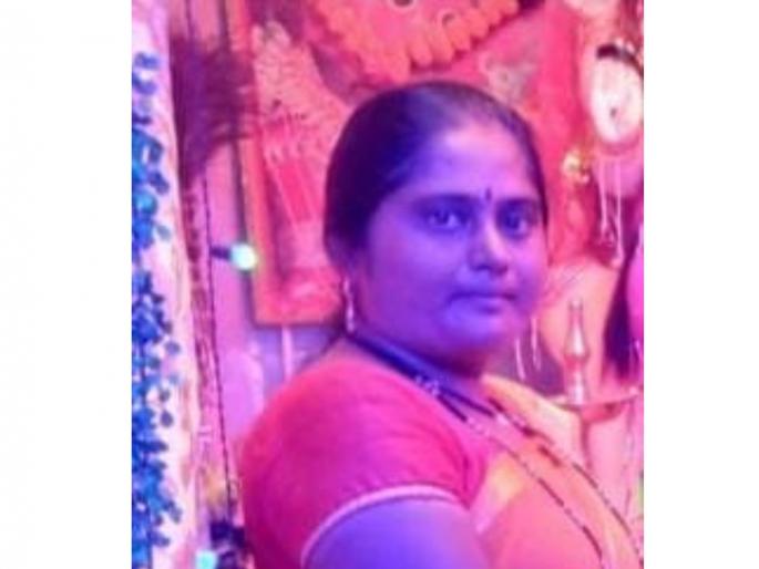 Amalner murder incident Husband killed his wife | खुनाच्या घटनेनं हादरलं अमळनेर! चारित्र्याच्या संशयावरून पतीने केला पत्नीचा खून Amalner murder incident Husband killed his wife | खुनाच्या घटनेनं हादरलं अमळनेर! चारित्र्याच्या संशयावरून पतीने केला पत्नीचा खून