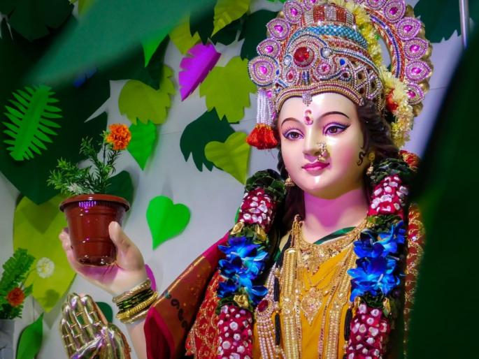 Navratri 2022: Why is Skandamata known as Mokshadayini? How should she be worshipped? read... | Navratri 2022: स्कंदमाता मोक्षदायिनी म्हणून का ओळखली जाते? तिची उपासना कोणत्याप्रकारे करावी? वाचा... 
