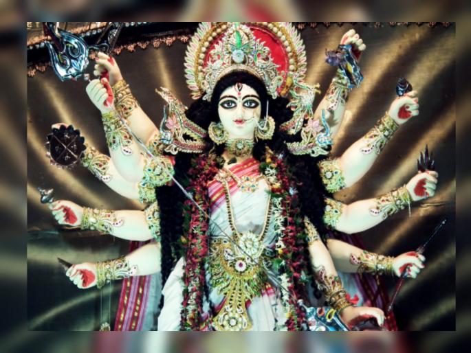 Navratri 2022: Read the story of Goddess Katyayani's birth and awaken her presence within us! | Navratri 2022: वाचा देवी कात्यायनीच्या जन्माची कहाणी आणि जागृत करा आपल्या अंतर्गत असलेले तिचे वास्तव्य! Navratri 2022: Read the story of Goddess Katyayani's birth and awaken her presence within us! | Navratri 2022: वाचा देवी कात्यायनीच्या जन्माची कहाणी आणि जागृत करा आपल्या अंतर्गत असलेले तिचे वास्तव्य!