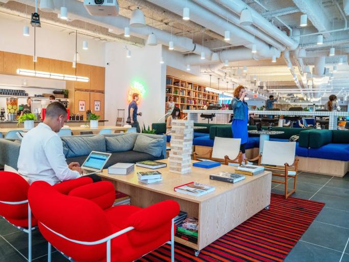 wework company announced 10 days diwali vacation in festive season | दिवाळीला १० दिवसांची सुट्टी देतेय 'ही' कंपनी, बॉस म्हणाला...खूप काम केलं, आता कुटुंबासोबत मजा करा! wework company announced 10 days diwali vacation in festive season | दिवाळीला १० दिवसांची सुट्टी देतेय 'ही' कंपनी, बॉस म्हणाला...खूप काम केलं, आता कुटुंबासोबत मजा करा!