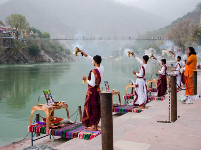 Why salute a river? Not just as a custom, know the meaning behind it! | नदी किंवा संगमाला नमस्कार का करावा? केवळ प्रथा म्हणून नाही, जाणून घ्या त्यामागचा अर्थ! Why salute a river? Not just as a custom, know the meaning behind it! | नदी किंवा संगमाला नमस्कार का करावा? केवळ प्रथा म्हणून नाही, जाणून घ्या त्यामागचा अर्थ!