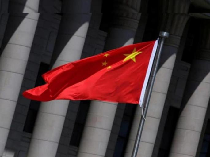 foreigners flee china stocks pull out a record fund panic spreads in market | भारतात दिवाळी, तर चीनमध्ये मोठी आर्थिक उलथापालथ; शेअर बाजार धडाsssम! foreigners flee china stocks pull out a record fund panic spreads in market | भारतात दिवाळी, तर चीनमध्ये मोठी आर्थिक उलथापालथ; शेअर बाजार धडाsssम!