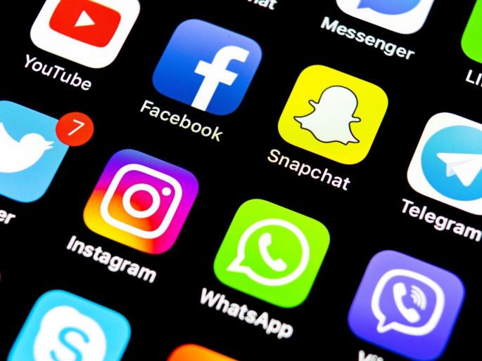 modi government new it rules social media companies will have to take action quickly against illegal posts | नव्या IT नियमांमुळे सोशल मीडिया कंपन्यांच्या मनमानीला ब्रेक; चुकीची पोस्ट केली तर तत्काळ कारवाई! modi government new it rules social media companies will have to take action quickly against illegal posts | नव्या IT नियमांमुळे सोशल मीडिया कंपन्यांच्या मनमानीला ब्रेक; चुकीची पोस्ट केली तर तत्काळ कारवाई!