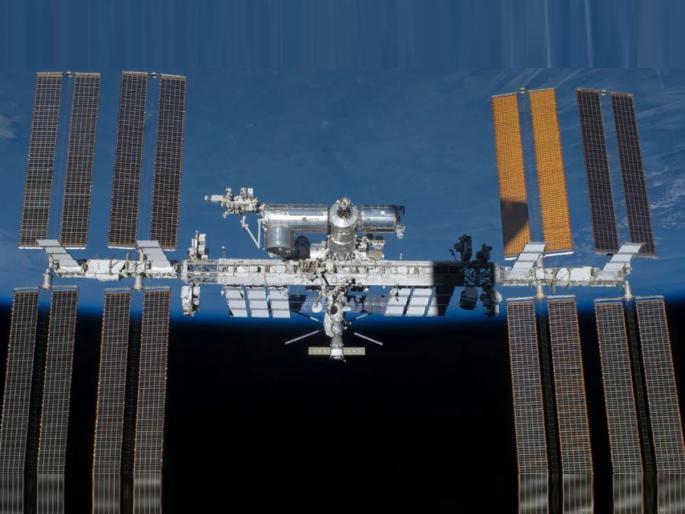 rocket satellite launching news isro to build its own space station presented plan till 2035 | जय हो! इस्रो बनवणार स्वत:चं स्पेस स्टेशन, सादर केला २०३५ पर्यंतचा प्लान rocket satellite launching news isro to build its own space station presented plan till 2035 | जय हो! इस्रो बनवणार स्वत:चं स्पेस स्टेशन, सादर केला २०३५ पर्यंतचा प्लान