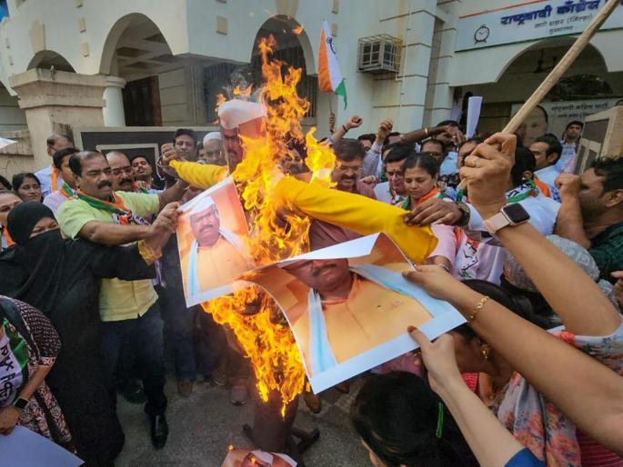 ncp aggressive across the state against minister abdul sattar comment on supriya sule | राष्ट्रवादी राज्यभर आक्रमक; सत्तारांना ‘ते’ शब्द भोवणार? ठिकठिकाणी पुतळे जाळले, काळे फासले ncp aggressive across the state against minister abdul sattar comment on supriya sule | राष्ट्रवादी राज्यभर आक्रमक; सत्तारांना ‘ते’ शब्द भोवणार? ठिकठिकाणी पुतळे जाळले, काळे फासले