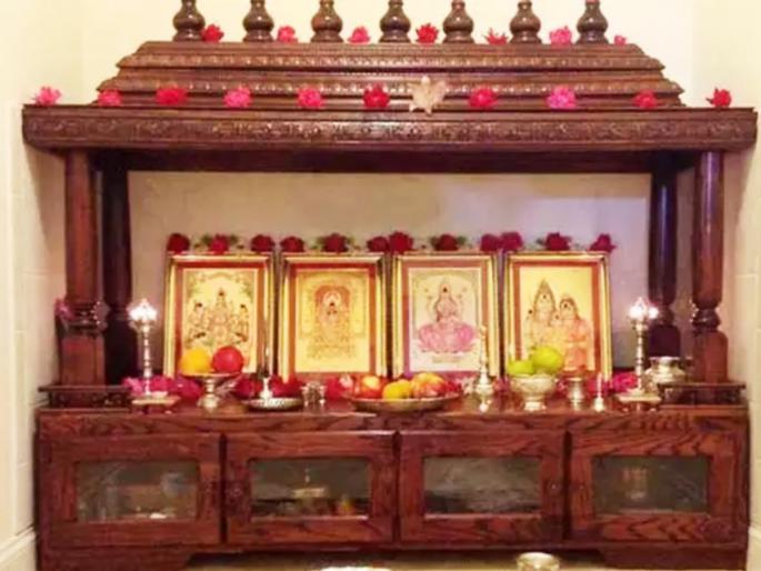 Vastu Tips: Do not crowd Gods in the temple, keep only a few but 'these' important idols! | Vastu Tips: देवघरात देवांची गर्दी करू नका, मोजकेच पण 'हे' महत्त्वाचे देव अवश्य ठेवा! Vastu Tips: Do not crowd Gods in the temple, keep only a few but 'these' important idols! | Vastu Tips: देवघरात देवांची गर्दी करू नका, मोजकेच पण 'हे' महत्त्वाचे देव अवश्य ठेवा!