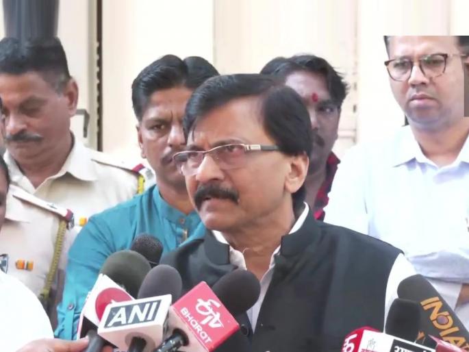 How much mess will be made by messing with the polling machine says Sanjay Raut | मशीनमध्ये गडबड करुन करुन किती गडबड करणार; गुजरात निवडणुकीवर संजय राऊतांचा गंभीर आरोप! How much mess will be made by messing with the polling machine says Sanjay Raut | मशीनमध्ये गडबड करुन करुन किती गडबड करणार; गुजरात निवडणुकीवर संजय राऊतांचा गंभीर आरोप!