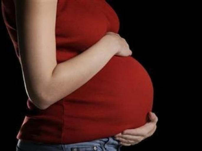 passengers fled pane after fake childbirth forced emergency landing in spain | प्रेग्नंट महिलेनं करायला लावलं विमानाचं इमर्जन्सी लँडींग, मग जे घडलं ते पाहून अधिकाऱ्यांची झोपच उडाली! passengers fled pane after fake childbirth forced emergency landing in spain | प्रेग्नंट महिलेनं करायला लावलं विमानाचं इमर्जन्सी लँडींग, मग जे घडलं ते पाहून अधिकाऱ्यांची झोपच उडाली!