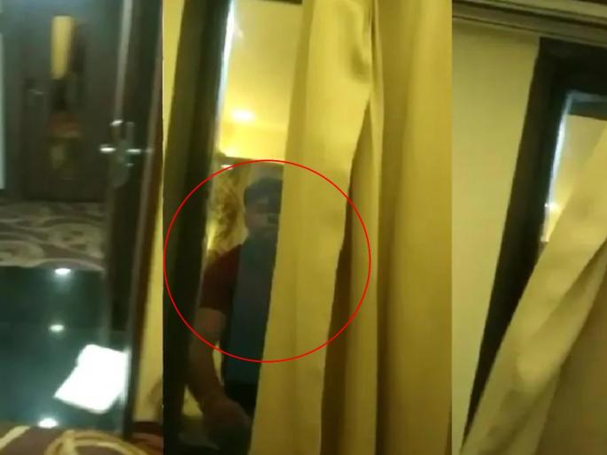 indore hotel room waiters were watching woman getting ready in room cctv video | हॉटेलच्या रुममध्ये थांबलं होतं कपल, रुममधील पडद्यावर गेली महिलेची नजर अन् धक्काच बसला; समोर होते... indore hotel room waiters were watching woman getting ready in room cctv video | हॉटेलच्या रुममध्ये थांबलं होतं कपल, रुममधील पडद्यावर गेली महिलेची नजर अन् धक्काच बसला; समोर होते...