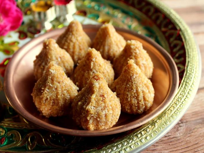 Maghi Ganeshotsav 2023: Prepare Tilgula modak at home for Maghi Ganesha Janm and Tilakund Chaturthi! | Maghi Ganeshotsav 2023: माघी गणेशजन्म आणि तिलकुंद चतुर्थीनिमित्त घरच्याघरी तयार करा तिळगुळाचे मोदक! Maghi Ganeshotsav 2023: Prepare Tilgula modak at home for Maghi Ganesha Janm and Tilakund Chaturthi! | Maghi Ganeshotsav 2023: माघी गणेशजन्म आणि तिलकुंद चतुर्थीनिमित्त घरच्याघरी तयार करा तिळगुळाचे मोदक!