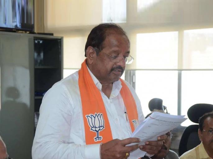 give twice the mat area to suburban buildings as cessable buildings in mumbai city mp gopal shetty demand | मुंबई शहरातील उपकरप्राप्त इमारती प्रमाणे उपनगरातील इमारतींनाही दुप्पट चटई क्षेत्र द्या; खासदार गोपाळ शेट्टी यांची मागणी 