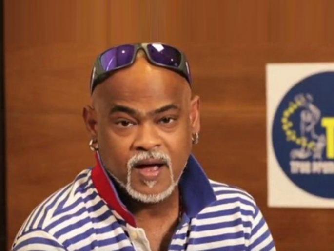 fir against vinod kambli for hitting wife on her head in mumbai | दारूच्या नशेत शिवीगाळ अन् कुकिंग पॅननं मारहाण; विनोद कांबळीविरोधात पत्नीची पोलिसात तक्रार!