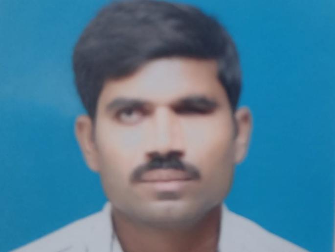 Tired of indebtedness, the young farmer committed suicide! incident at Kusumba; Report sudden death | कर्जबाजारीपणाला कंटाळून तरूण शेतक-याची आत्महत्या! कुसूंबा येथील घटना; अकस्मात मृत्यूची नोंद Tired of indebtedness, the young farmer committed suicide! incident at Kusumba; Report sudden death | कर्जबाजारीपणाला कंटाळून तरूण शेतक-याची आत्महत्या! कुसूंबा येथील घटना; अकस्मात मृत्यूची नोंद