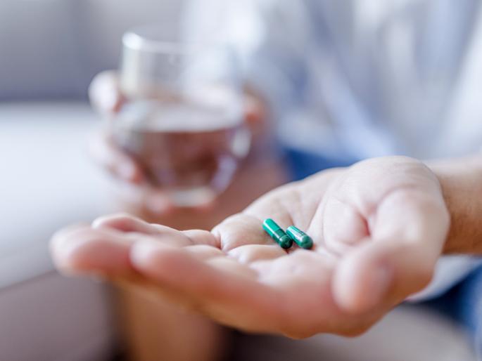 Take behavior changing medicine, but how, when and how much to take? Learn from this inspirational story! | स्वभावाला औषध असतं, पण कसं, कधी आणि किती प्रमाणात घ्यायचं? गोष्टीतून जाणून घ्या! Take behavior changing medicine, but how, when and how much to take? Learn from this inspirational story! | स्वभावाला औषध असतं, पण कसं, कधी आणि किती प्रमाणात घ्यायचं? गोष्टीतून जाणून घ्या!