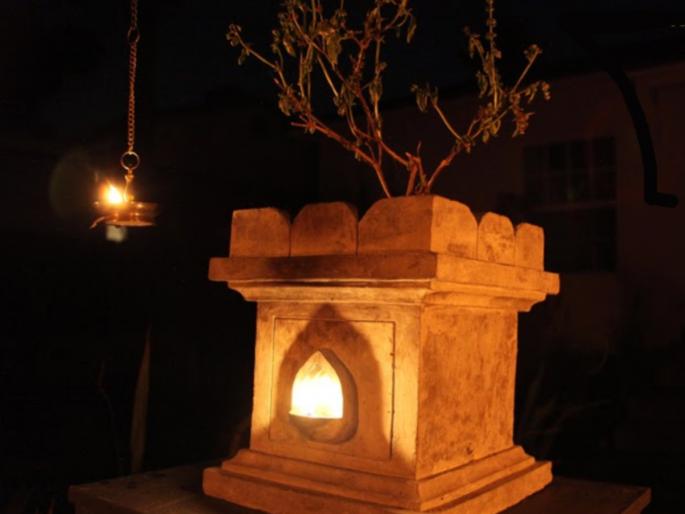 Astro Tips: Keep 'these' three things near Tulsi Vrindavan and banish sorrow, poverty from home forever! | Astro Tips: 'या' तीन गोष्टी तुळशी वृंदावनाच्या जवळ ठेवा आणि दुःख, दारिद्रय घरातून कायमचे घालवा!