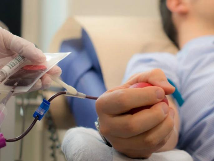 7000 donors donated blood to the blood bank A unique initiative for the first time in Mumbai | ७,००० रक्तदात्यांनी रक्तपेढीत केले रक्तदान; पहिल्यांदाच मुंबईत अनोखा उपक्रम 7000 donors donated blood to the blood bank A unique initiative for the first time in Mumbai | ७,००० रक्तदात्यांनी रक्तपेढीत केले रक्तदान; पहिल्यांदाच मुंबईत अनोखा उपक्रम