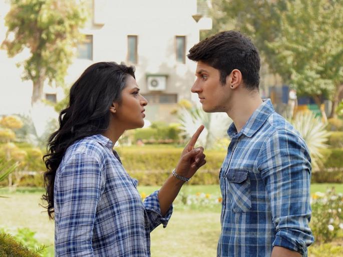 Relationship Tips: Understand 'this' the main reason behind the gap in the relationship between husband and wife and remove the stress! | Relationship Tips: नवरा बायकोच्या नात्यातले अंतर वाढण्यामागे 'हे' मुख्य कारण समजून घ्या आणि तणाव दूर करा! Relationship Tips: Understand 'this' the main reason behind the gap in the relationship between husband and wife and remove the stress! | Relationship Tips: नवरा बायकोच्या नात्यातले अंतर वाढण्यामागे 'हे' मुख्य कारण समजून घ्या आणि तणाव दूर करा!