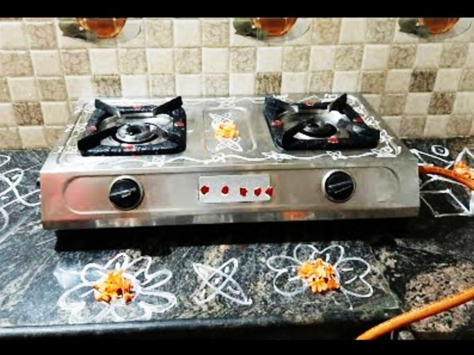 Astro Tips: Before you start cooking, do 'this' little trick; Get rid of illness and financial problems! | Astro Tips: स्वयंपाक सुरु करण्यापूर्वी करा 'ही' छोटाशी कृती; आजारपण आणि आर्थिक समस्येतून मिळेल मुक्ती! Astro Tips: Before you start cooking, do 'this' little trick; Get rid of illness and financial problems! | Astro Tips: स्वयंपाक सुरु करण्यापूर्वी करा 'ही' छोटाशी कृती; आजारपण आणि आर्थिक समस्येतून मिळेल मुक्ती!