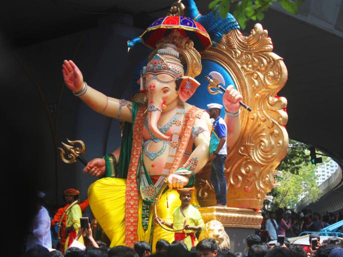 Ganesh Chaturthi 2024: Who Says You Can't Bring Ganesh Idol on Saturday? Read the special connection of Bappa and Shanidev! | Ganesh Chaturthi 2024: शनिवारी गणेश मूर्ती आणायची नाही? वाचा बाप्पा आणि शनीदेवाचे खास कनेक्शन! Ganesh Chaturthi 2024: Who Says You Can't Bring Ganesh Idol on Saturday? Read the special connection of Bappa and Shanidev! | Ganesh Chaturthi 2024: शनिवारी गणेश मूर्ती आणायची नाही? वाचा बाप्पा आणि शनीदेवाचे खास कनेक्शन!