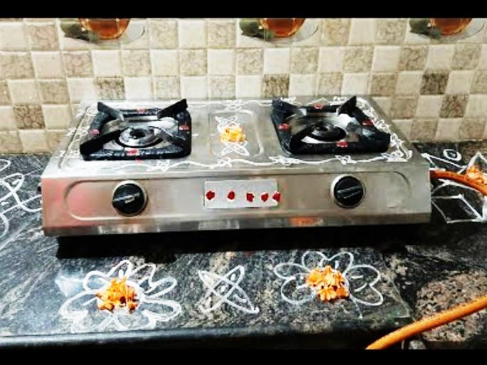 Astro Tips: Start the day by worshiping the gas; Illness will not come in the house! | Astro Tips: शेगडीच्या पूजेने करा दिवसाची सुरुवात; आजारपण येणार नाही घरात! Astro Tips: Start the day by worshiping the gas; Illness will not come in the house! | Astro Tips: शेगडीच्या पूजेने करा दिवसाची सुरुवात; आजारपण येणार नाही घरात!