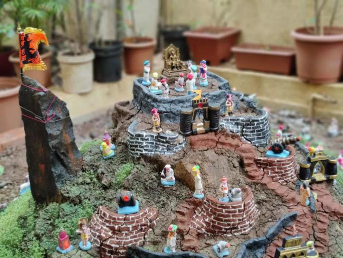 youth and children company recreates raigad and rajgad fort in mumbai during diwali | मुंबईत तरुणाई, बच्चेकंपनीने साकारले रायगडसह राजगड 