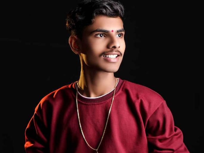 A young man was brutally murdered in Shiroli over a love affair, an incident at midnight on Friday | प्रेम प्रकरणातून शिरोली येथे तरुणाची निर्घृण हत्या, शुक्रवारी मध्यरात्रीची घटना A young man was brutally murdered in Shiroli over a love affair, an incident at midnight on Friday | प्रेम प्रकरणातून शिरोली येथे तरुणाची निर्घृण हत्या, शुक्रवारी मध्यरात्रीची घटना