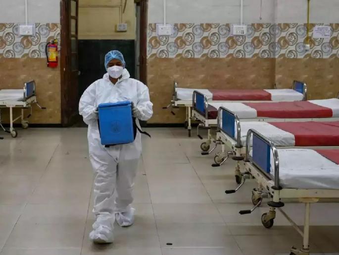 Mandatory masks in municipal hospitals Commissioner decision Precautions to be taken by seniors above 60 years | महापालिका रुग्णालयांमध्ये मास्कसक्ती, आयुक्तांचा निर्णय; ६० वर्षांवरील ज्येष्ठांना खबरदारी घेण्याच्या सूचना Mandatory masks in municipal hospitals Commissioner decision Precautions to be taken by seniors above 60 years | महापालिका रुग्णालयांमध्ये मास्कसक्ती, आयुक्तांचा निर्णय; ६० वर्षांवरील ज्येष्ठांना खबरदारी घेण्याच्या सूचना