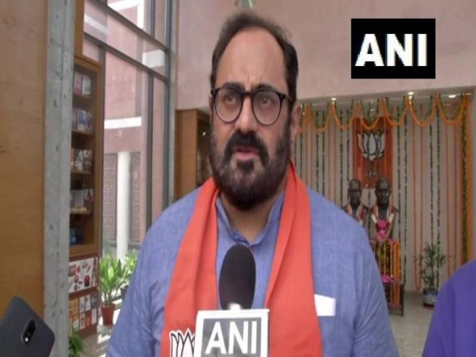 Union Minister of State for Electronics and Information Technology and Skill Development, Rajeev Chandrasekhar lost the blue verified badge on Twitter, | ट्विटरनं केंद्रीय राज्यमंत्री राजीव चंद्रशेखर यांच्या हँडलची 'ब्लू टिक' हटवली; वाद आणखी चिघळणार Union Minister of State for Electronics and Information Technology and Skill Development, Rajeev Chandrasekhar lost the blue verified badge on Twitter, | ट्विटरनं केंद्रीय राज्यमंत्री राजीव चंद्रशेखर यांच्या हँडलची 'ब्लू टिक' हटवली; वाद आणखी चिघळणार