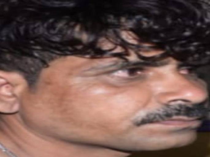 2 year old girl locked in a cupboard; The calamity was averted when the citizens heard the sound of crying | २ वर्षाच्या चिमुकलीला कपाटात कोंडलं; रडण्याचा आवाज नागरिकांनी ऐकल्याने अनर्थ टळला 2 year old girl locked in a cupboard; The calamity was averted when the citizens heard the sound of crying | २ वर्षाच्या चिमुकलीला कपाटात कोंडलं; रडण्याचा आवाज नागरिकांनी ऐकल्याने अनर्थ टळला