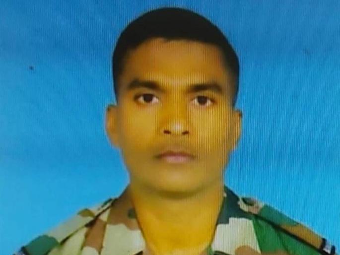 Havaldar Patil Sangram Shivaji lost his life in ceasefire violation by Pakistan in Nowshera sector | पाकिस्तानच्या हल्ल्यात महाराष्ट्राच्या आणखी एका सुपुत्राला वीरमरण, संग्राम पाटील शहीद Havaldar Patil Sangram Shivaji lost his life in ceasefire violation by Pakistan in Nowshera sector | पाकिस्तानच्या हल्ल्यात महाराष्ट्राच्या आणखी एका सुपुत्राला वीरमरण, संग्राम पाटील शहीद