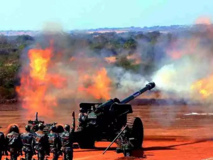 indian armed forces can Now Strock Weapons And Ammunition For 15 Day Intense War | चीन-पाकला एकत्रितरित्या तोंड देण्यास भारत सज्ज; आता १० ऐवजी १५ दिवसांचा युद्धसाठा ठेवता येणार indian armed forces can Now Strock Weapons And Ammunition For 15 Day Intense War | चीन-पाकला एकत्रितरित्या तोंड देण्यास भारत सज्ज; आता १० ऐवजी १५ दिवसांचा युद्धसाठा ठेवता येणार