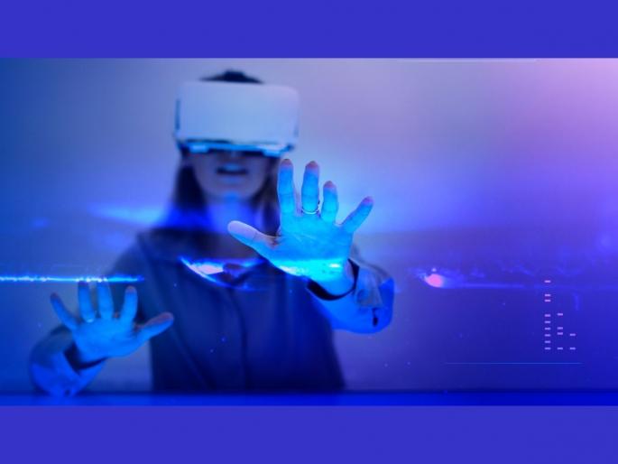 New Techology Enables Kiss And Feel In Metaverse  | Metaverse मध्ये घेता येणार ओठांचं चुंबन, हजारो किलोमीटर दूरवरूनही जाणवणार स्पर्श   New Techology Enables Kiss And Feel In Metaverse  | Metaverse मध्ये घेता येणार ओठांचं चुंबन, हजारो किलोमीटर दूरवरूनही जाणवणार स्पर्श