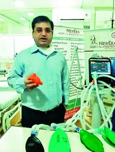 Artificial respiration for eight patients with a ventilator | एका व्हेंटिलेटरमधून आठ रुग्णांना कृत्रिम श्वास Artificial respiration for eight patients with a ventilator | एका व्हेंटिलेटरमधून आठ रुग्णांना कृत्रिम श्वास