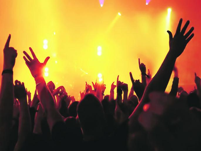 Half a dozen graduate candidates from Sangli district | पदवीधरचे अर्धा डझन उमेदवार सांगली जिल्ह्याचे Half a dozen graduate candidates from Sangli district | पदवीधरचे अर्धा डझन उमेदवार सांगली जिल्ह्याचे