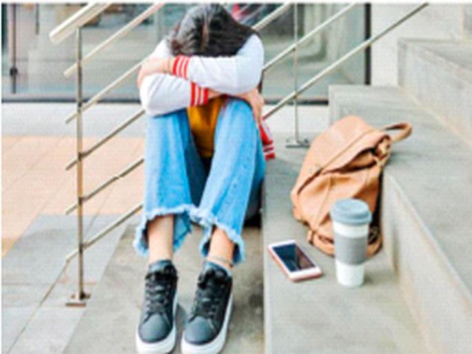 If you come, the atmosphere will deteriorate, don't take the exam, rape victim denied permission | तू आलीस तर वातावरण बिघडेल, परीक्षा देऊ नको, बलात्कार पीडितेला परवानगी नाकारली If you come, the atmosphere will deteriorate, don't take the exam, rape victim denied permission | तू आलीस तर वातावरण बिघडेल, परीक्षा देऊ नको, बलात्कार पीडितेला परवानगी नाकारली