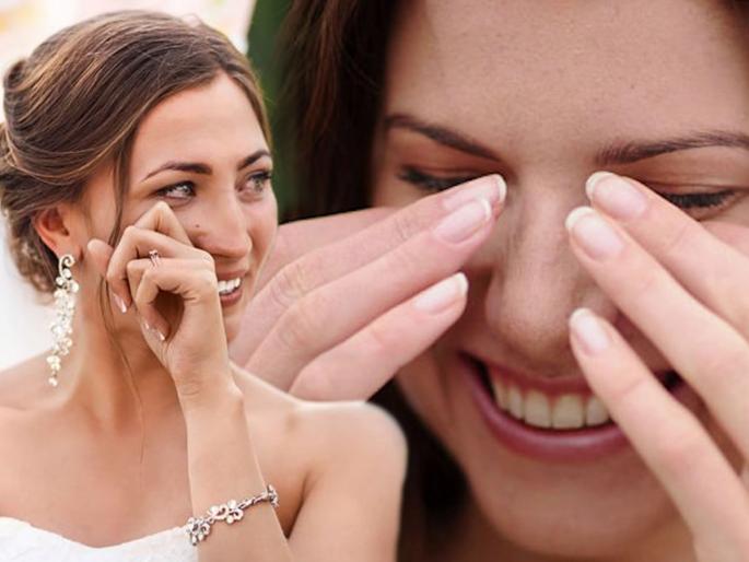 Why Do People Cry When They're Happy? | दु:खात अश्रू येणं समजू शकतं, पण आनंदात डोळ्यातून अश्रू का येत असतील बरं? Why Do People Cry When They're Happy? | दु:खात अश्रू येणं समजू शकतं, पण आनंदात डोळ्यातून अश्रू का येत असतील बरं?